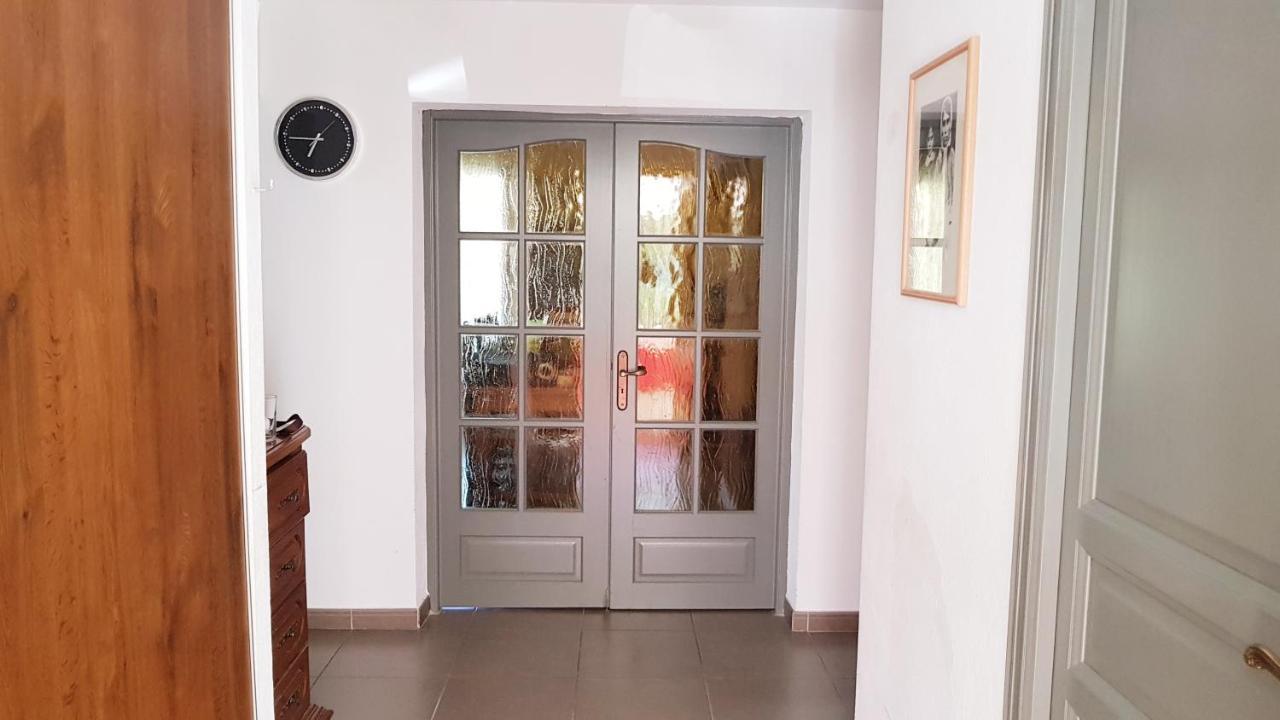 Charmante Maison Climatisee Vedene - Avignon Avec Piscine Luaran gambar