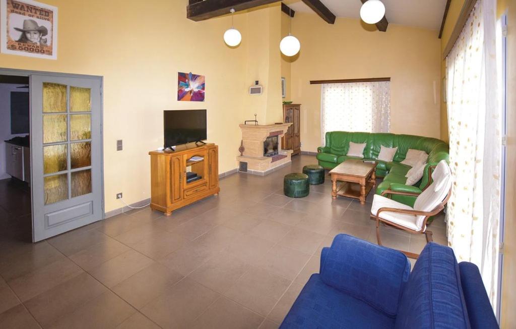 Charmante Maison Climatisee Vedene - Avignon Avec Piscine Luaran gambar